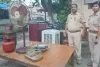 गोपालगंज में पुलिस ने किया फरारी के घर कुर्की, मामला काकड़ कुंड गांव का 